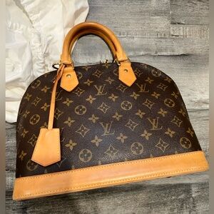 100% Authentic Louis Vuitton Alma Pm Bag